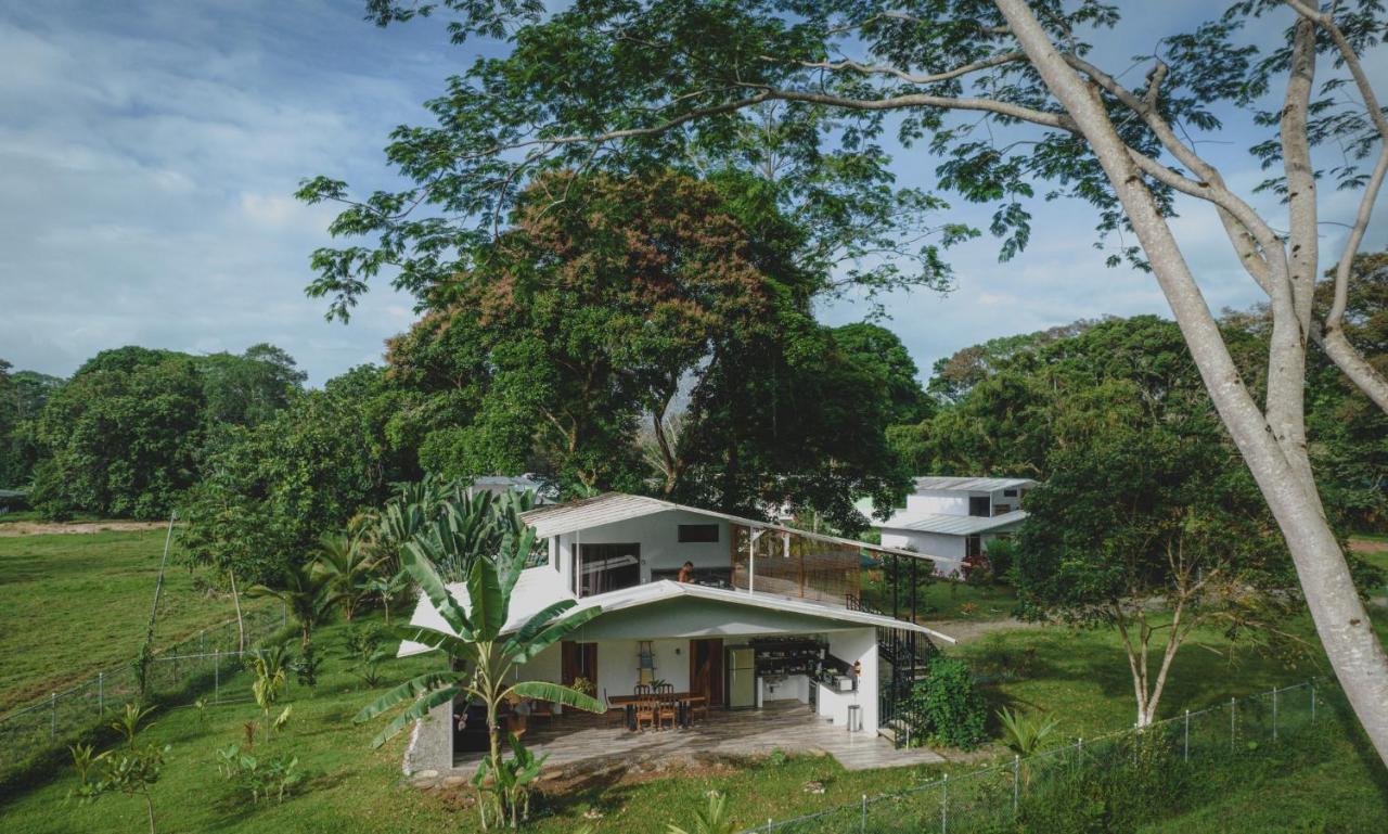 Puerto Viejo Club, Villas & Pool Puerto Viejo de Talamanca Ngoại thất bức ảnh